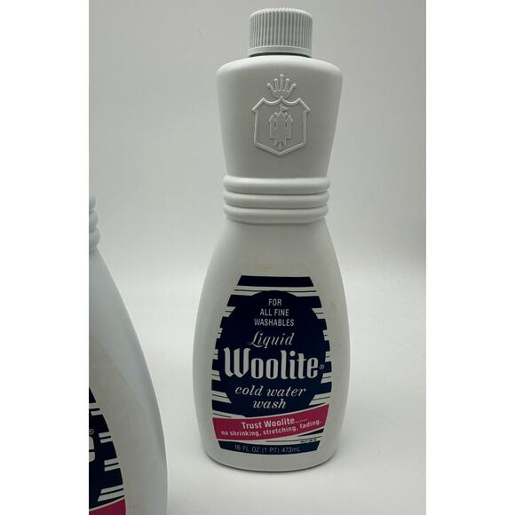 Lot Of 3 VTG 90’s WOOLITE Cold Water Wash Soap Laundry Room Prop Ad 16 Oz. Each - Picture 4 of 6